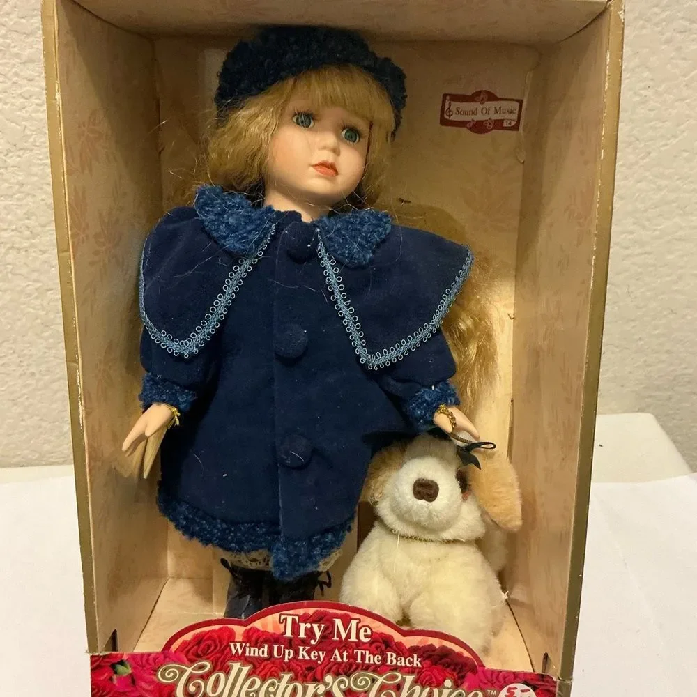 Dandee sound of music Collector's Choice Blue Doll with Plush Dog